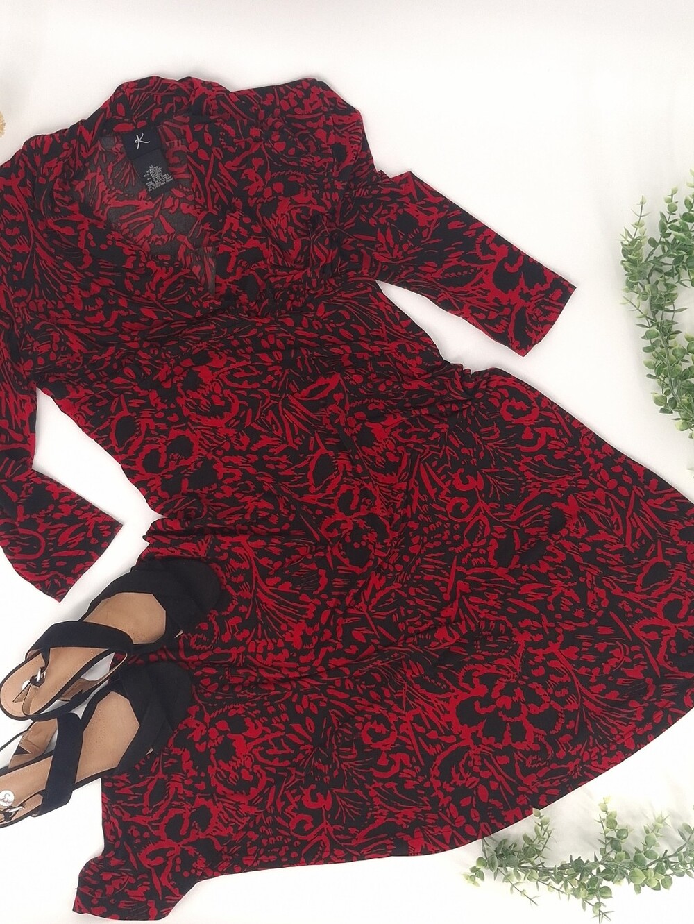 ✨K Brand Red Black Abstract Midi Dress Size 10✨